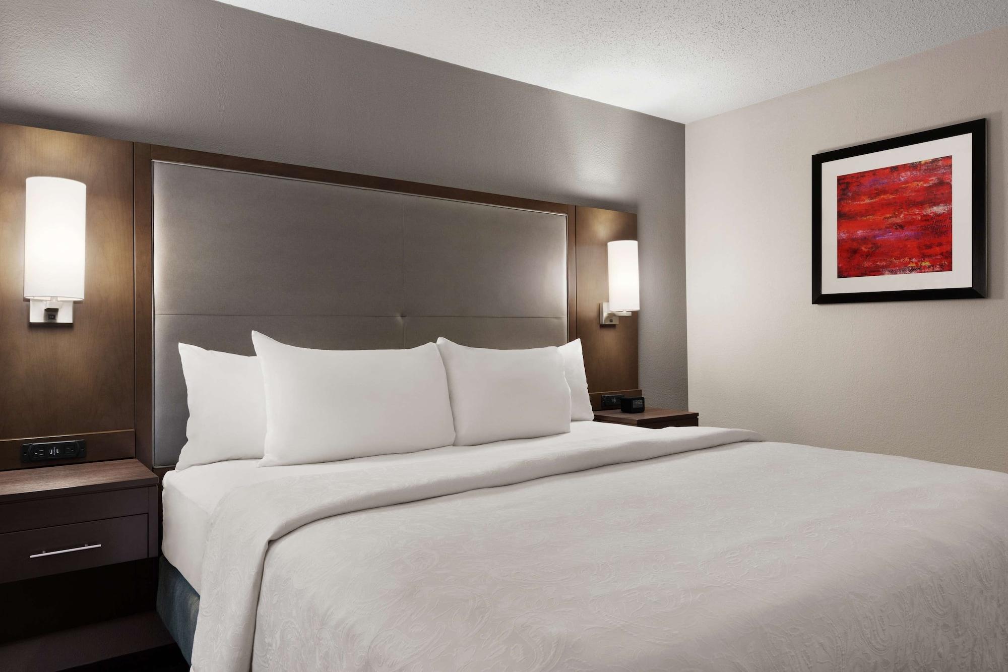 Addison Suites Eksteriør billede