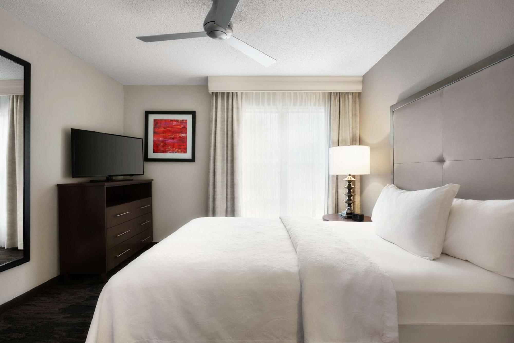 Addison Suites Eksteriør billede