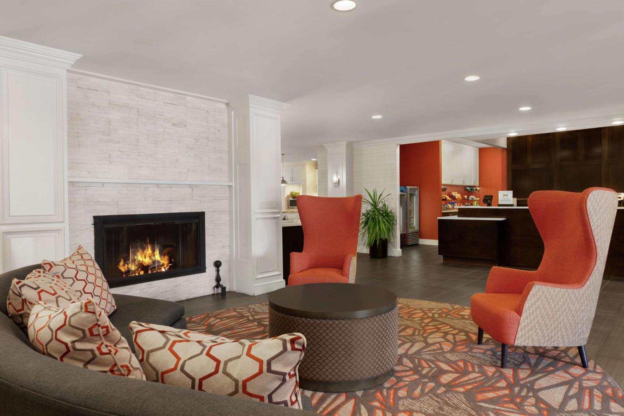 Addison Suites Eksteriør billede